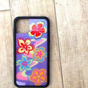 Wildflower 11 Pro Max Phone Case